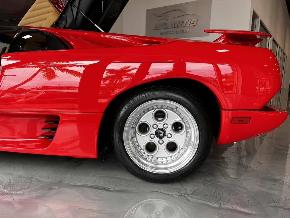 1994 Lamborghini Diablo VT - Image 23 of 31