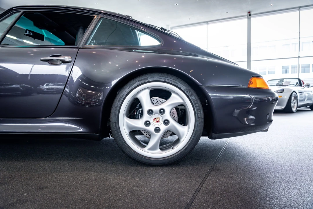 1997 Porsche 993 Carrera S - Image 24 of 31