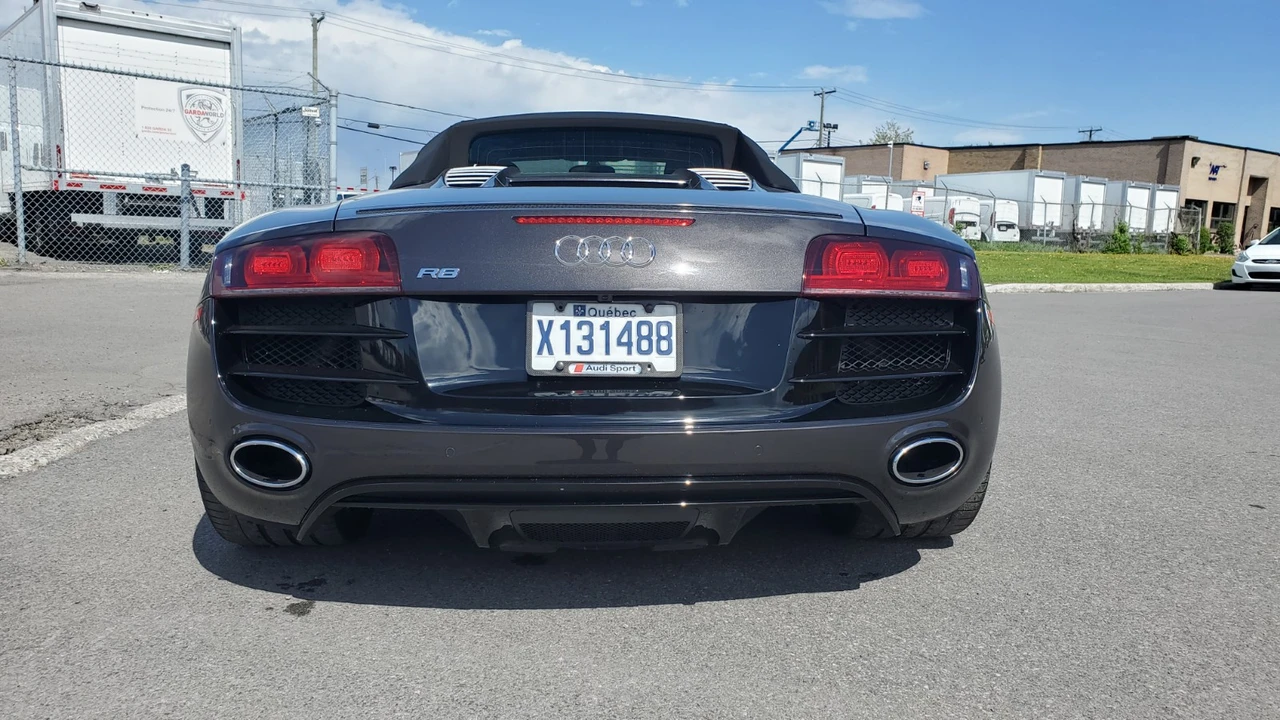 2011 Audi 42 R8 - Image 8 of 31