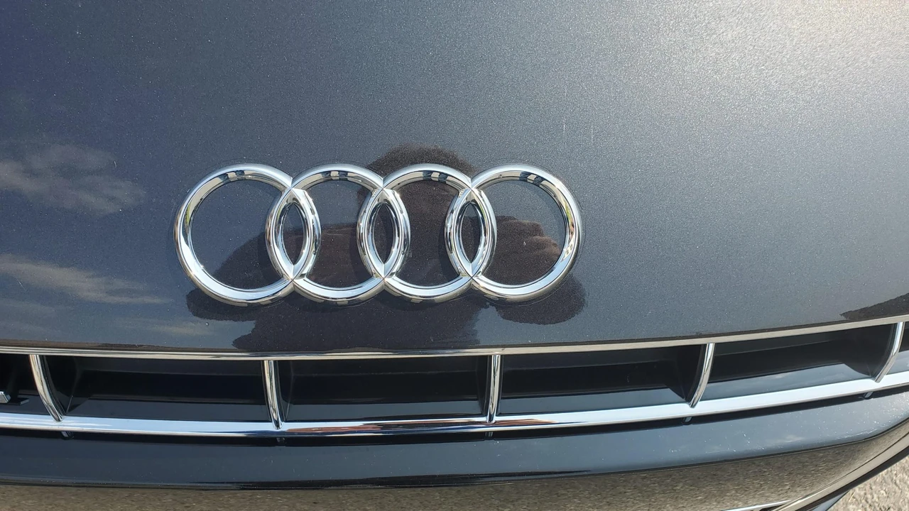 2011 Audi 42 R8 - Image 20 of 31