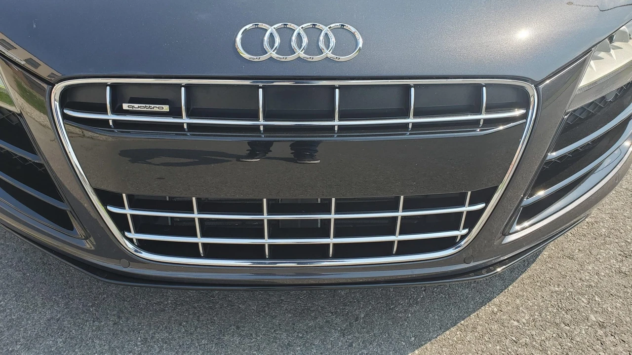 2011 Audi 42 R8 - Image 19 of 31