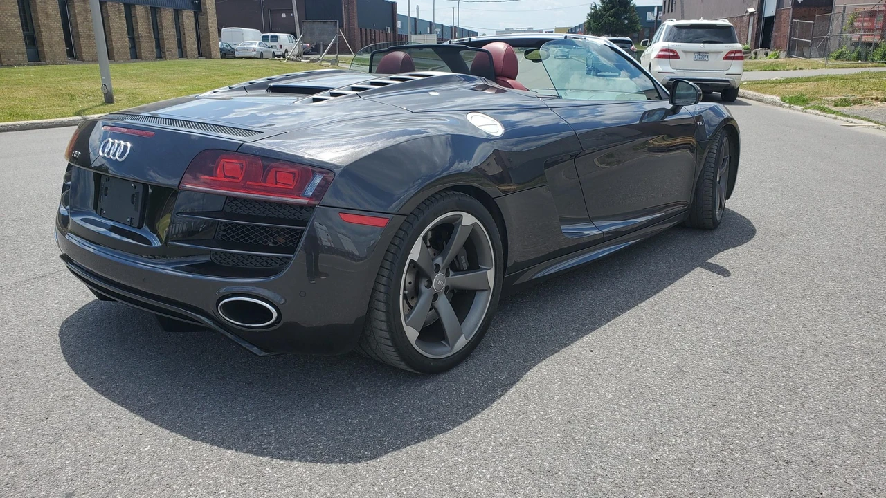 2011 Audi 42 R8 - Image 7 of 31