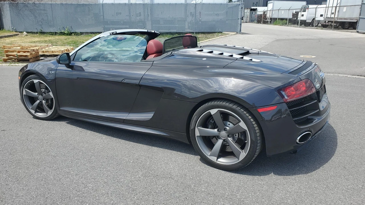 2011 Audi 42 R8 - Image 11 of 31