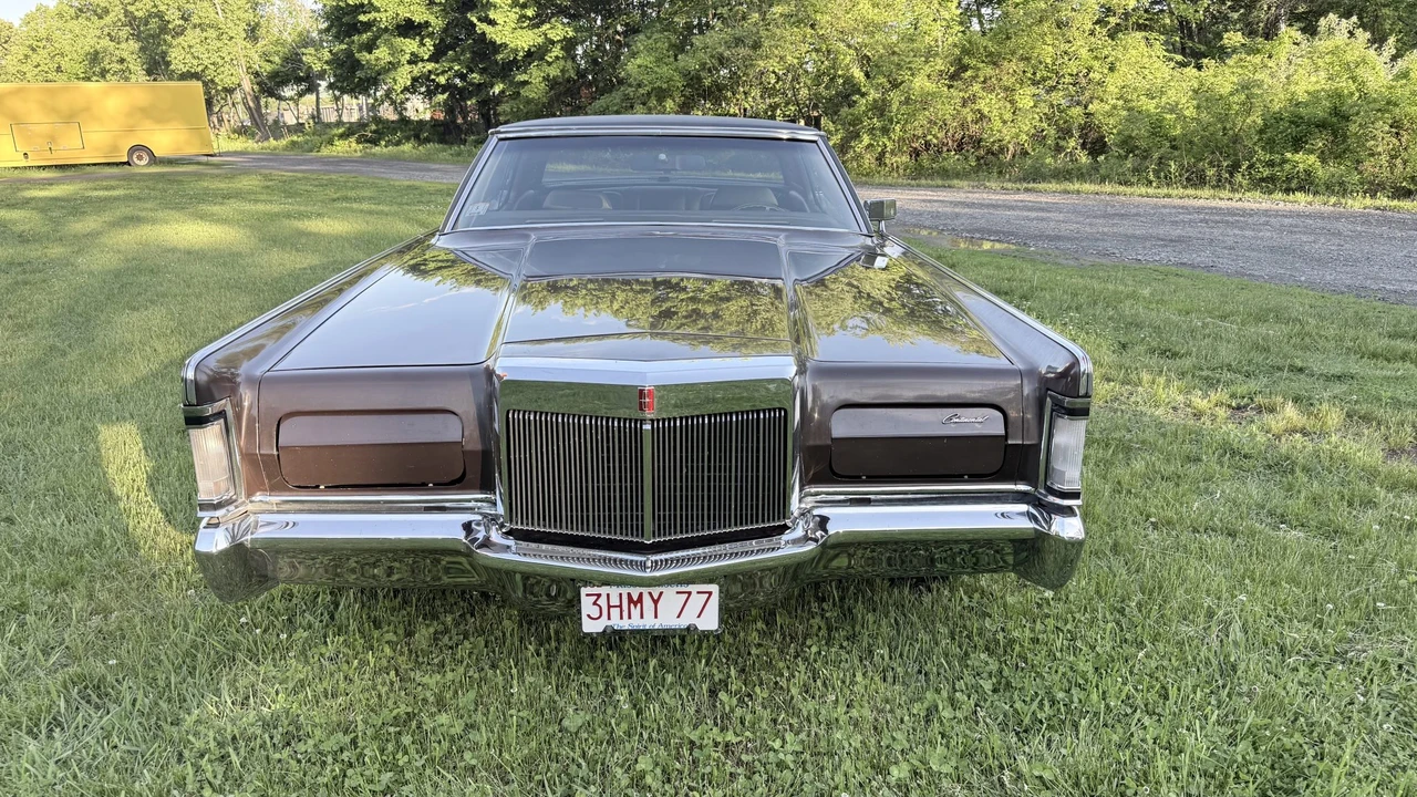 1970 Lincoln Continental Mark III - Image 6 of 31