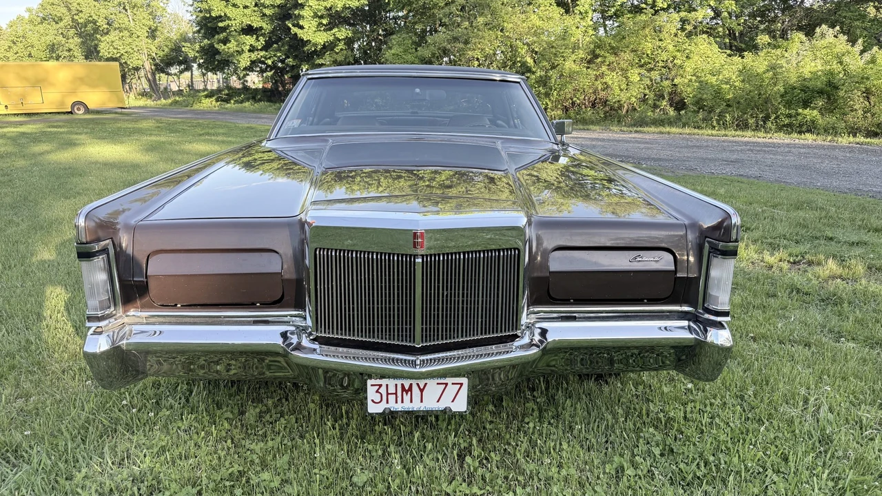 1970 Lincoln Continental Mark III - Image 7 of 31