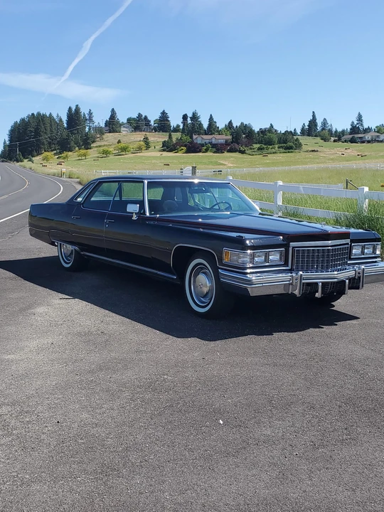 1976 Cadillac DeVille 4th Gen - Image 23 of 31