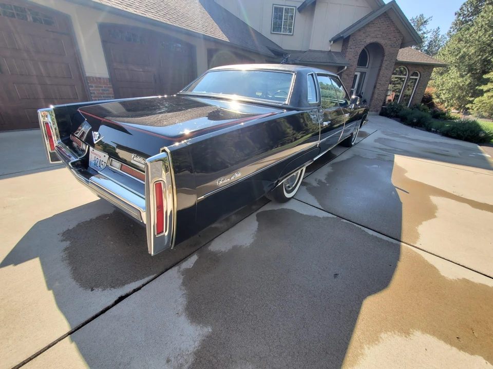 1976 Cadillac DeVille 4th Gen - Image 11 of 31