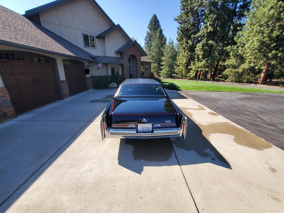 1976 Cadillac DeVille 4th Gen - Image 14 of 31