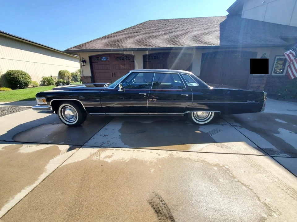 1976 Cadillac DeVille 4th Gen - Image 19 of 31