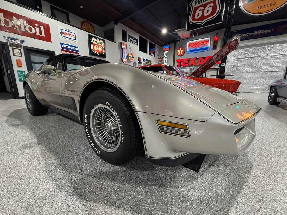 1982 Chevrolet Corvette C3 - Image 23 of 31