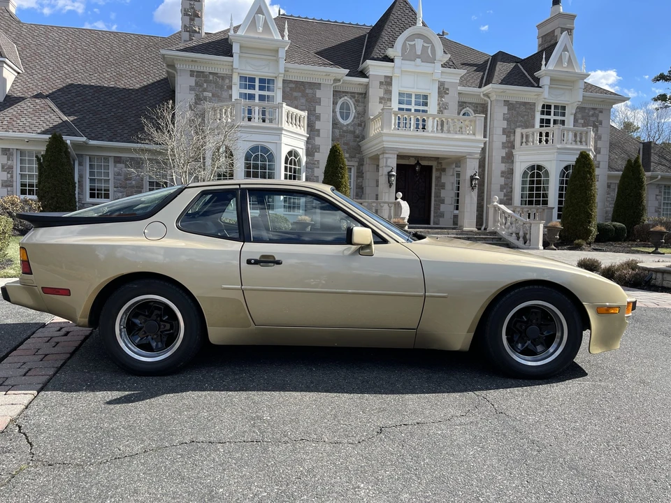 1983 Porsche 944 - Image 5 of 31