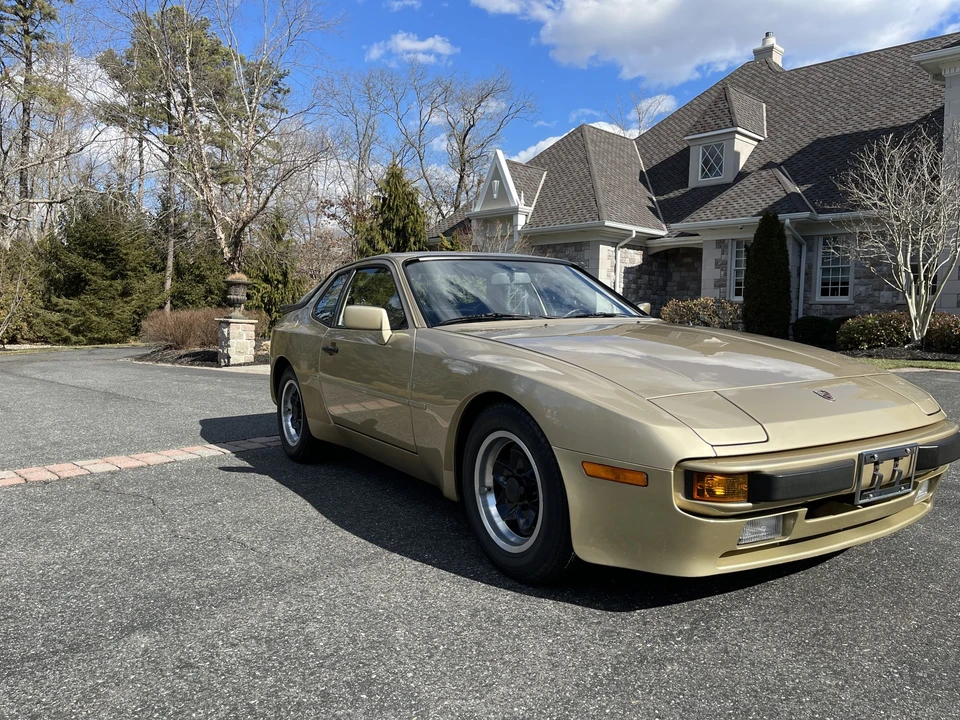 1983 Porsche 944 - Image 4 of 31