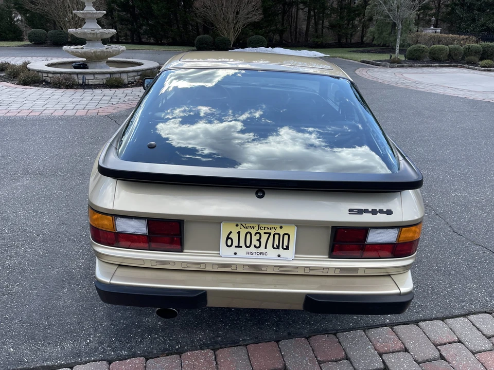 1983 Porsche 944 - Image 7 of 31