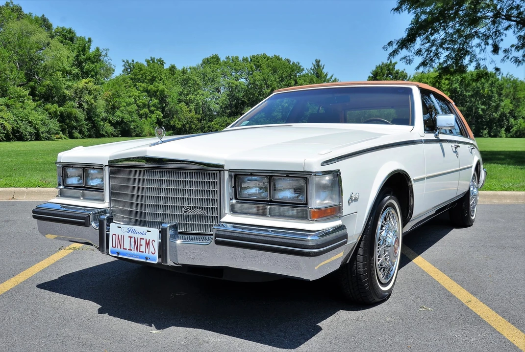 1984 Cadillac Seville - Image 8 of 31