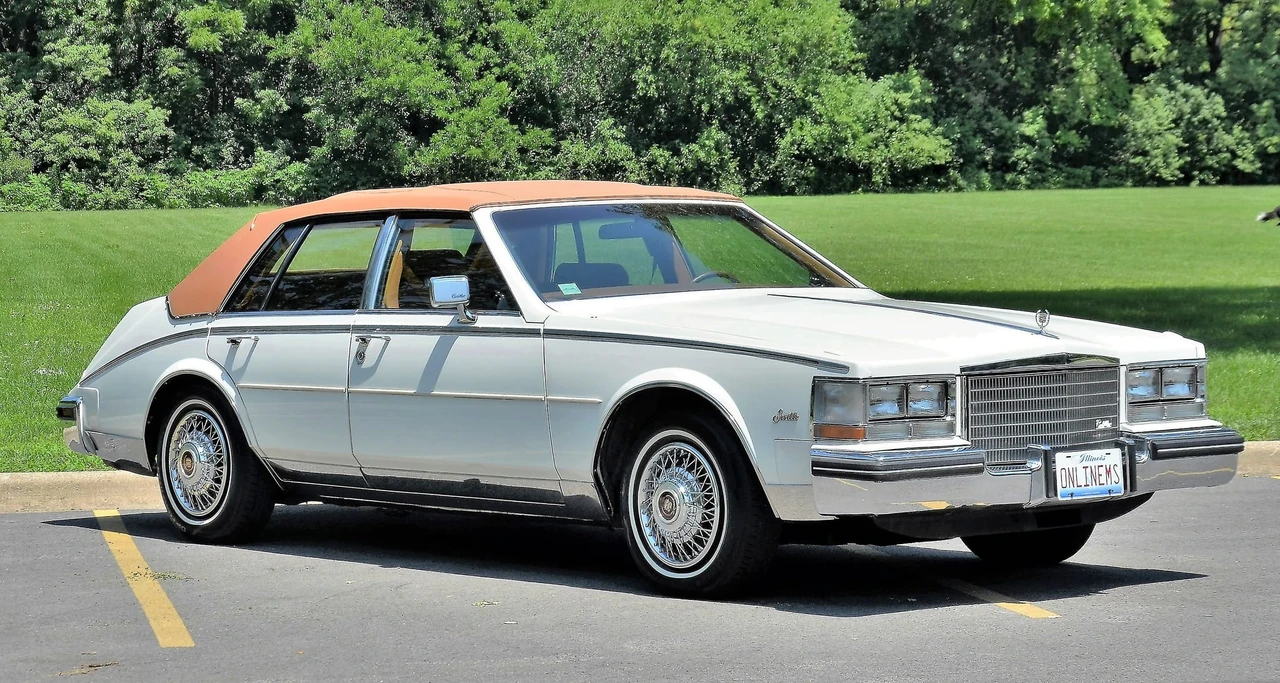 1984 Cadillac Seville - Image 16 of 31