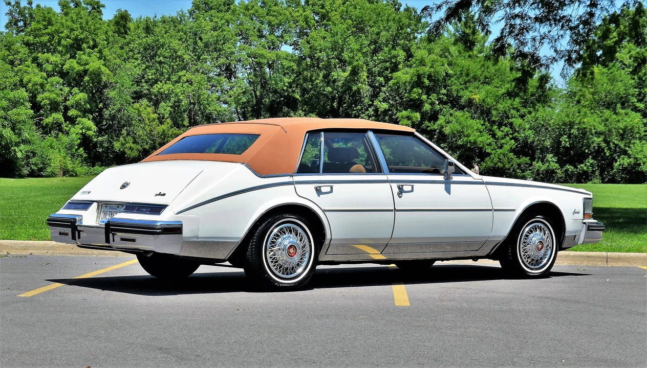 1984 Cadillac Seville - Image 26 of 31
