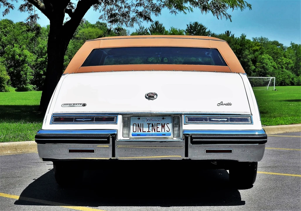 1984 Cadillac Seville - Image 29 of 31