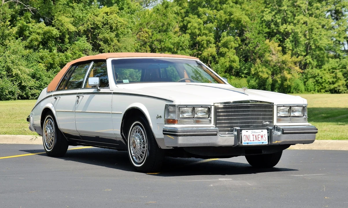 1984 Cadillac Seville - Image 17 of 31