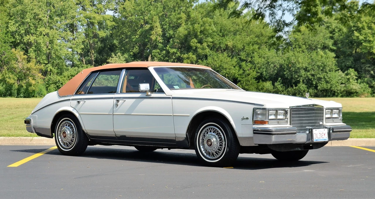 1984 Cadillac Seville - Image 19 of 31