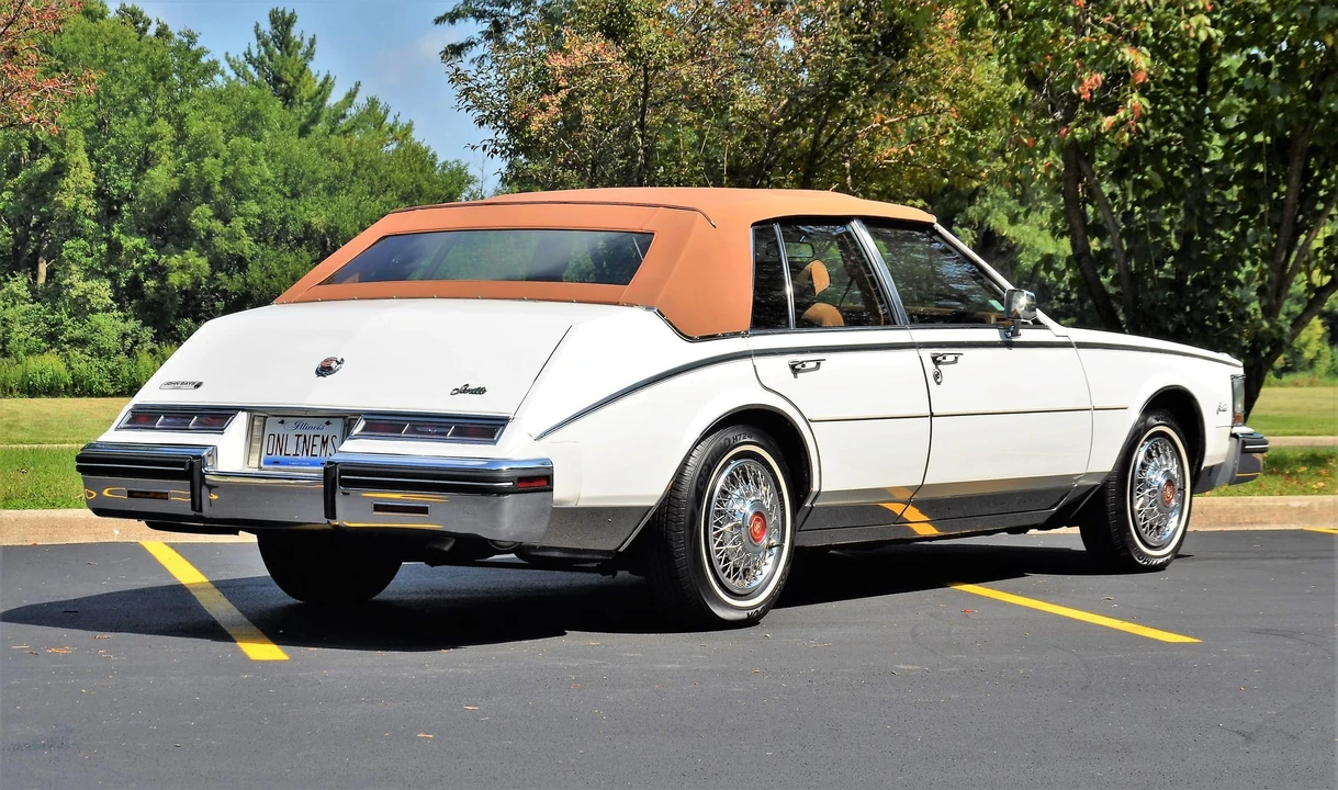 1984 Cadillac Seville - Image 27 of 31