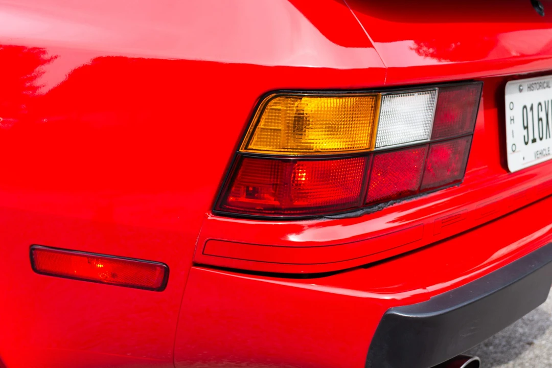 1985 Porsche 944 - Image 18 of 31