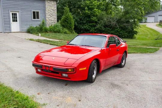 1985 Porsche 944 - Image 3 of 31