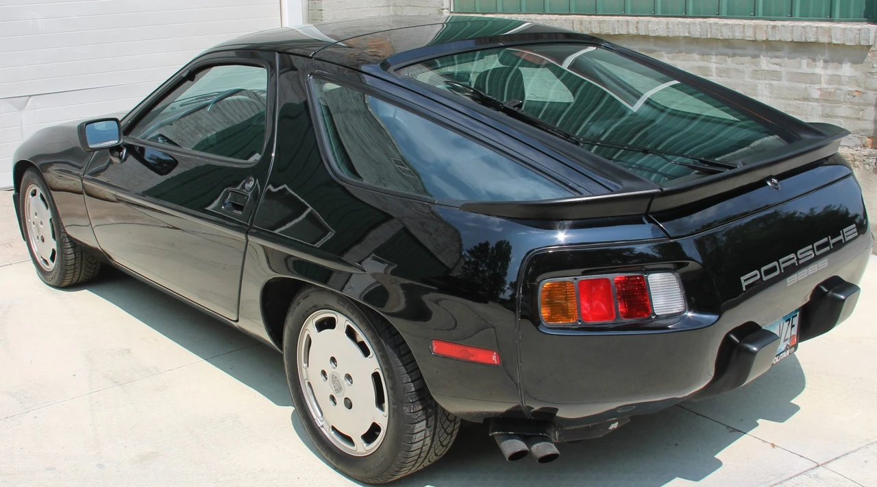 1986 Porsche 928 S - Image 17 of 31