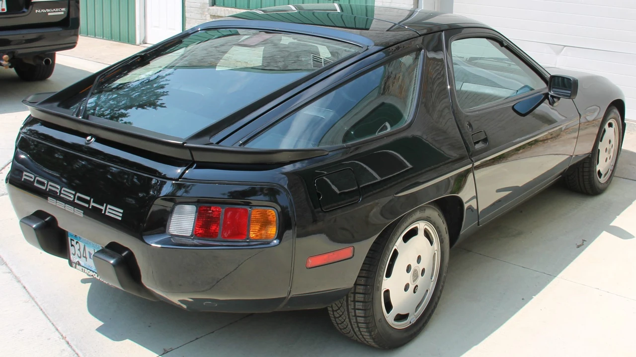 1986 Porsche 928 S - Image 18 of 31