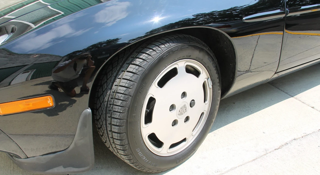 1986 Porsche 928 S - Image 26 of 31