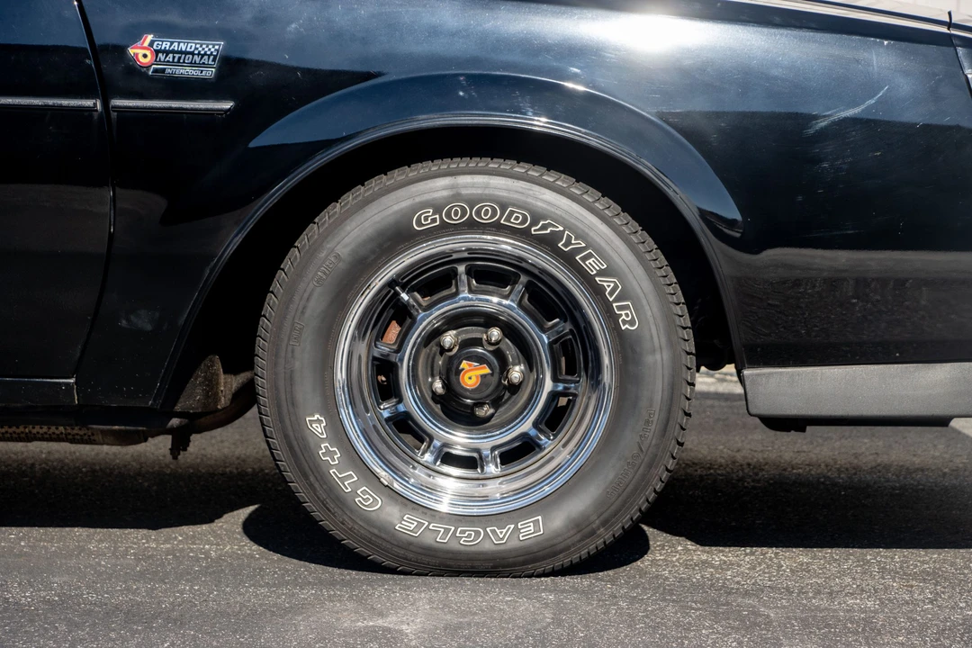 1987 Buick Grand National - Image 30 of 31
