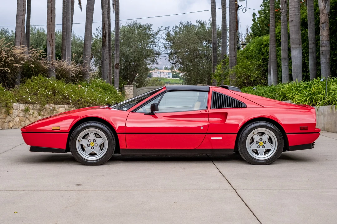 1987 Ferrari 328 GTS - Image 3 of 31