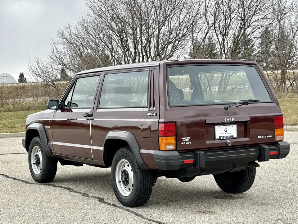 1987 Jeep XJ Cherokee - Image 16 of 31