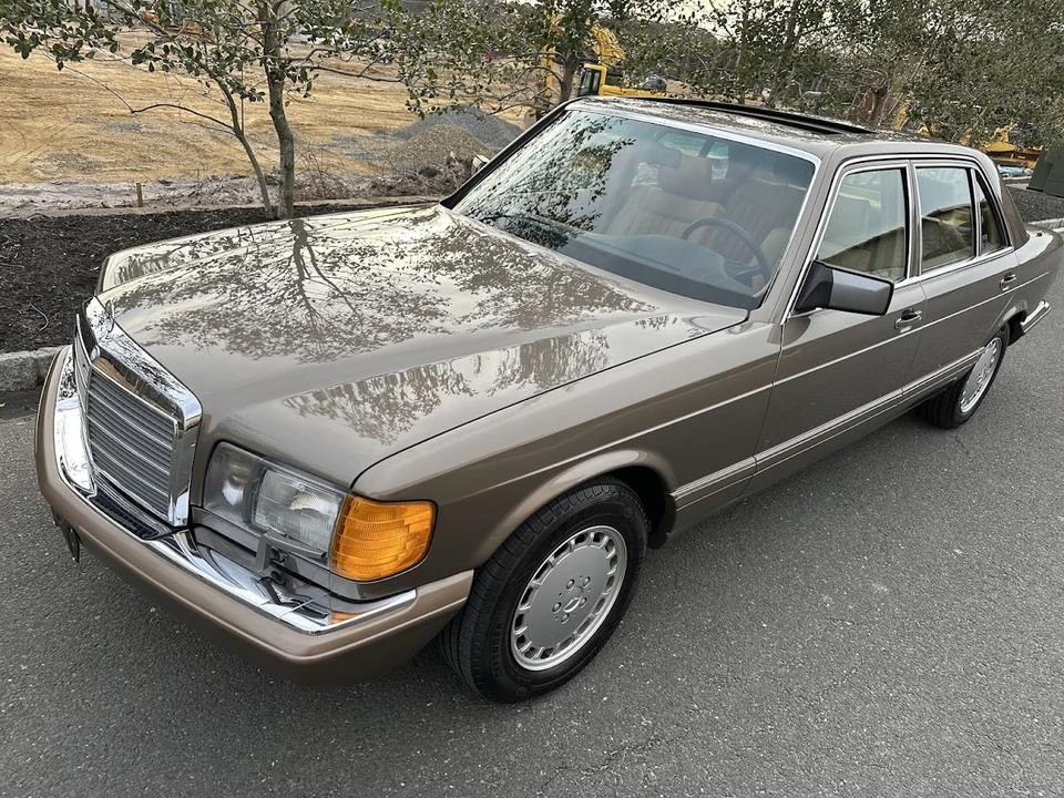 1987 Mercedes-Benz W126 S-Class Sedan - Image 25 of 31