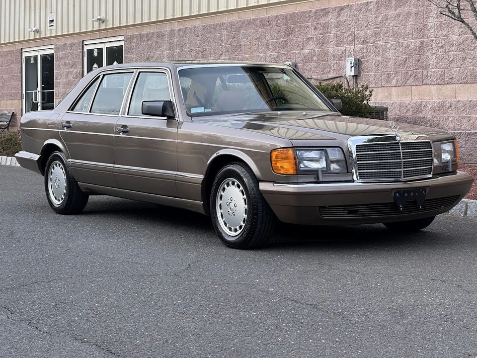 1987 Mercedes-Benz W126 S-Class Sedan - Image 8 of 31