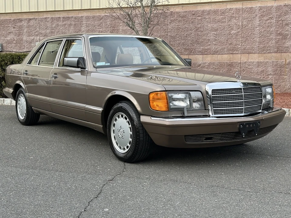 1987 Mercedes-Benz W126 S-Class Sedan - Image 7 of 31
