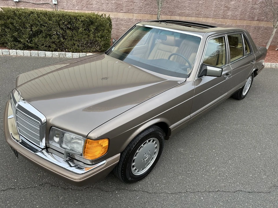 1987 Mercedes-Benz W126 S-Class Sedan - Image 20 of 31