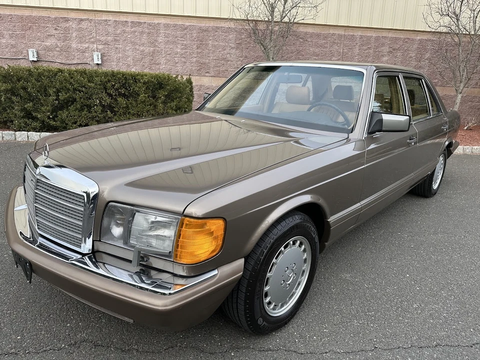 1987 Mercedes-Benz W126 S-Class Sedan - Image 19 of 31