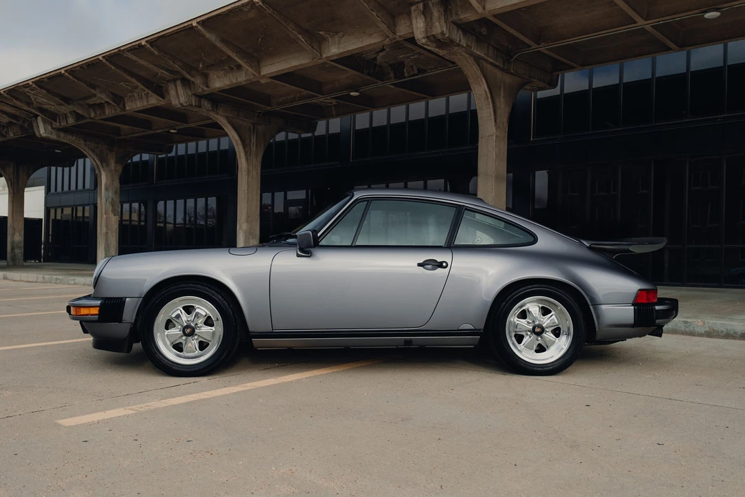 1987 Porsche 911 Carrera 3.2 - Image 5 of 31