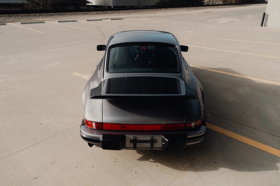 1987 Porsche 911 Carrera 3.2 - Image 18 of 31
