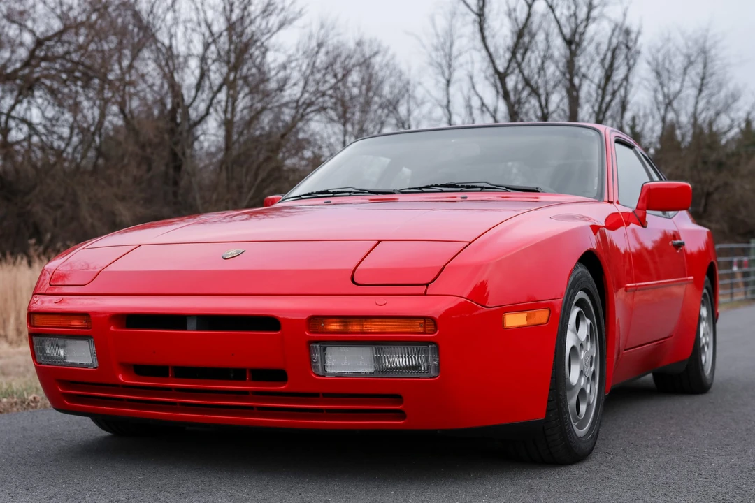 1988 Porsche 944 Turbo - Image 2 of 31