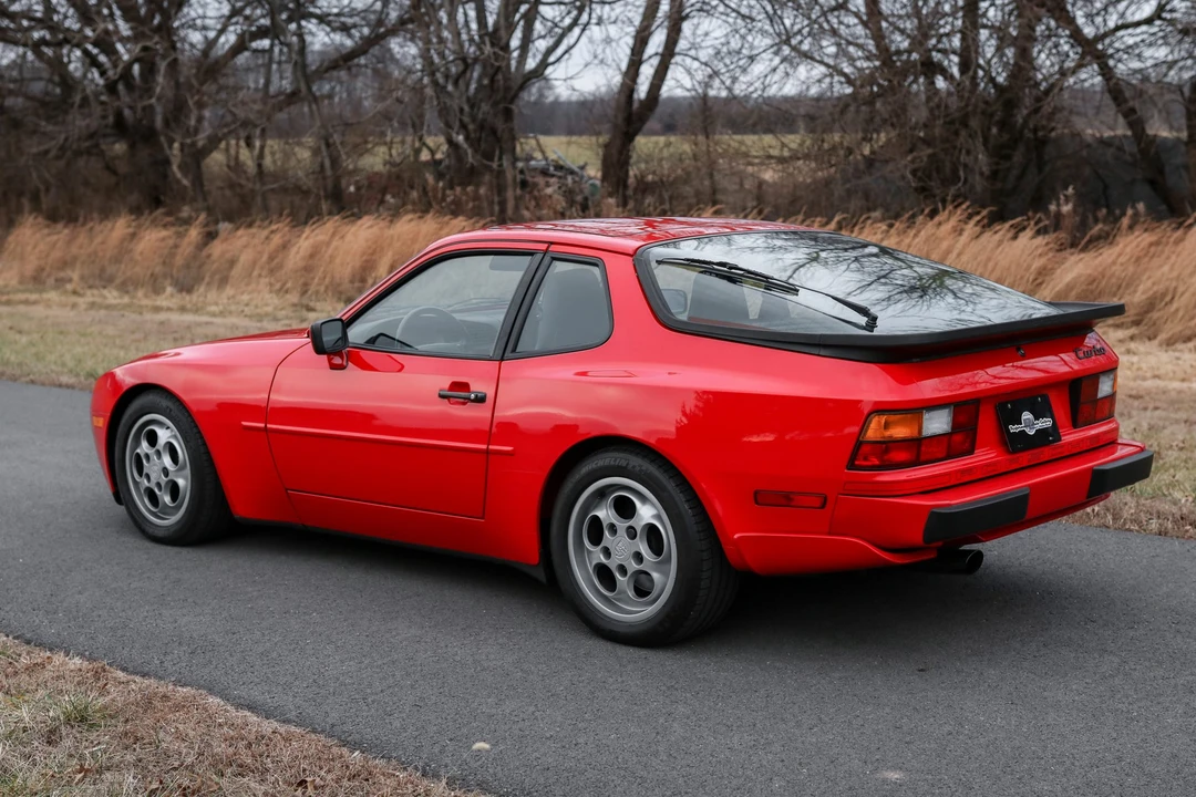1988 Porsche 944 Turbo - Image 7 of 31