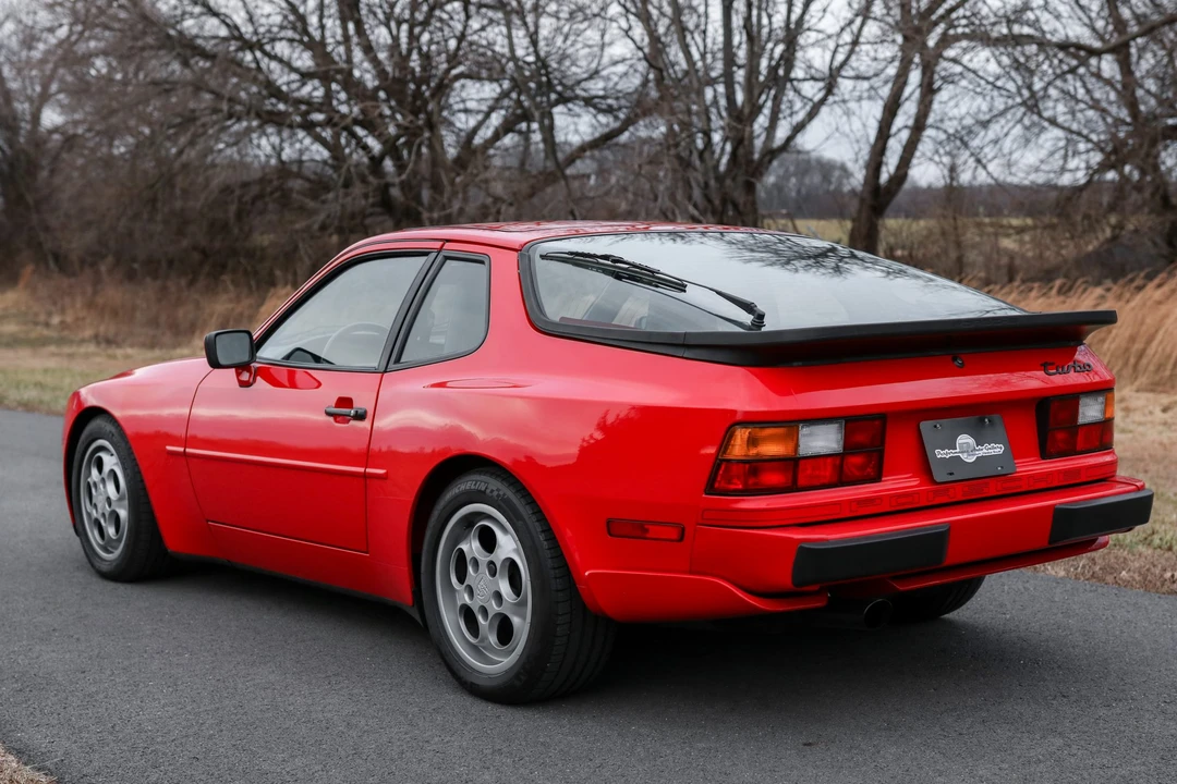 1988 Porsche 944 Turbo - Image 8 of 31