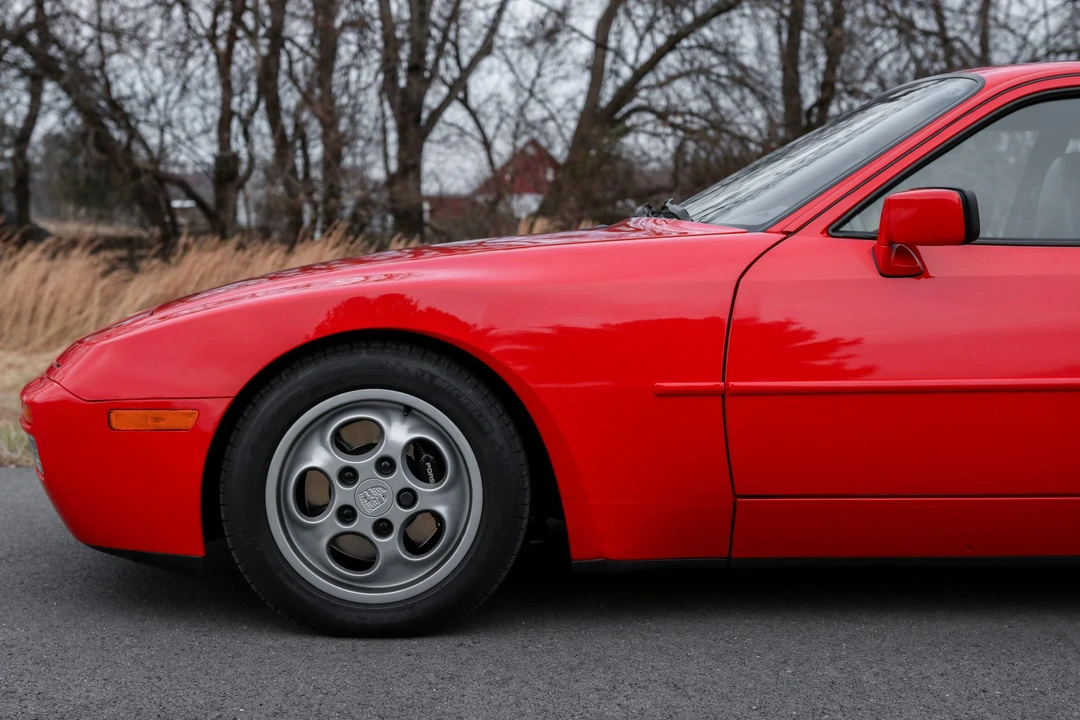 1988 Porsche 944 Turbo - Image 28 of 31