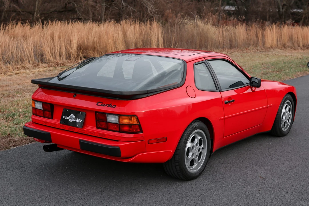 1988 Porsche 944 Turbo - Image 11 of 31