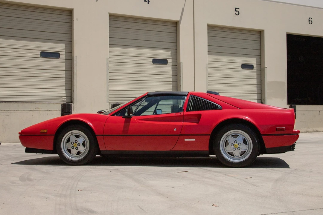 1989 Ferrari 328 GTS - Image 18 of 31
