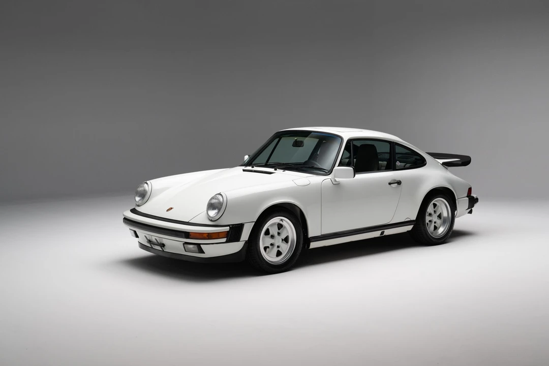 1989 Porsche 911 Carrera 3.2 - Image 6 of 31