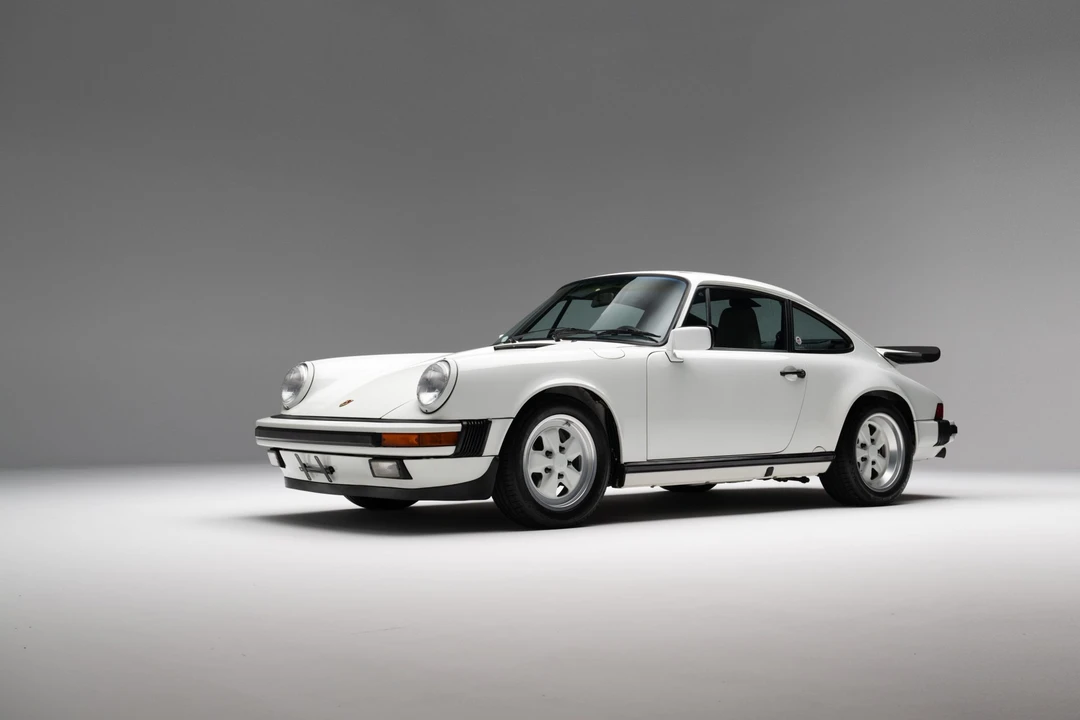 1989 Porsche 911 Carrera 3.2 - Image 8 of 31