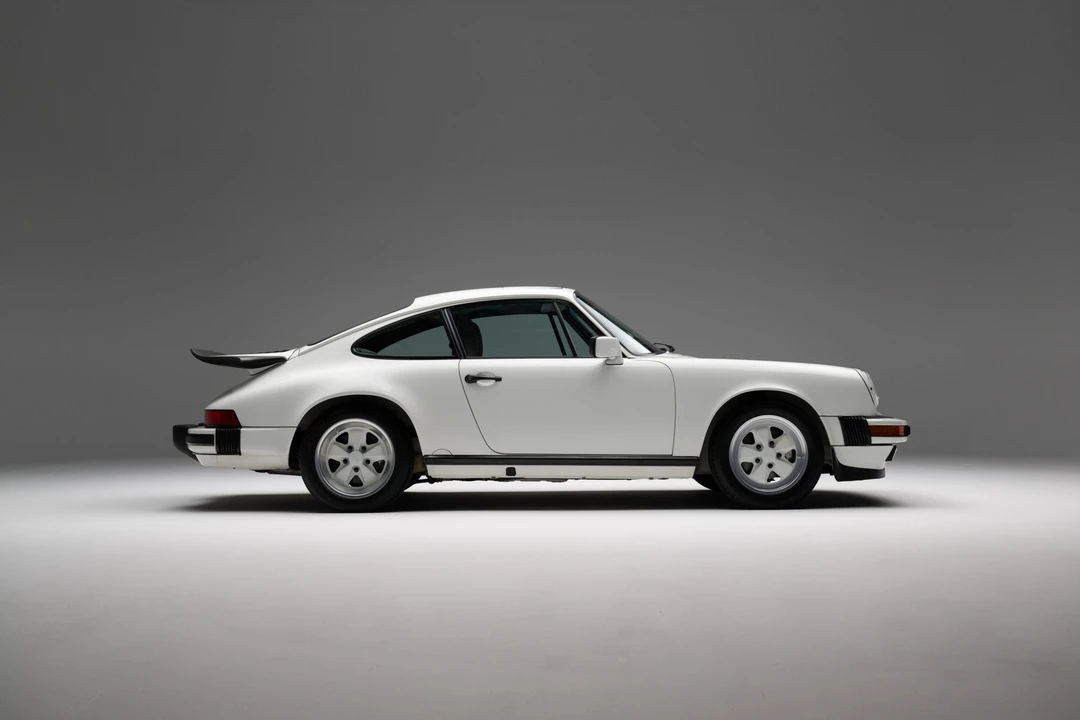 1989 Porsche 911 Carrera 3.2 - Image 22 of 31