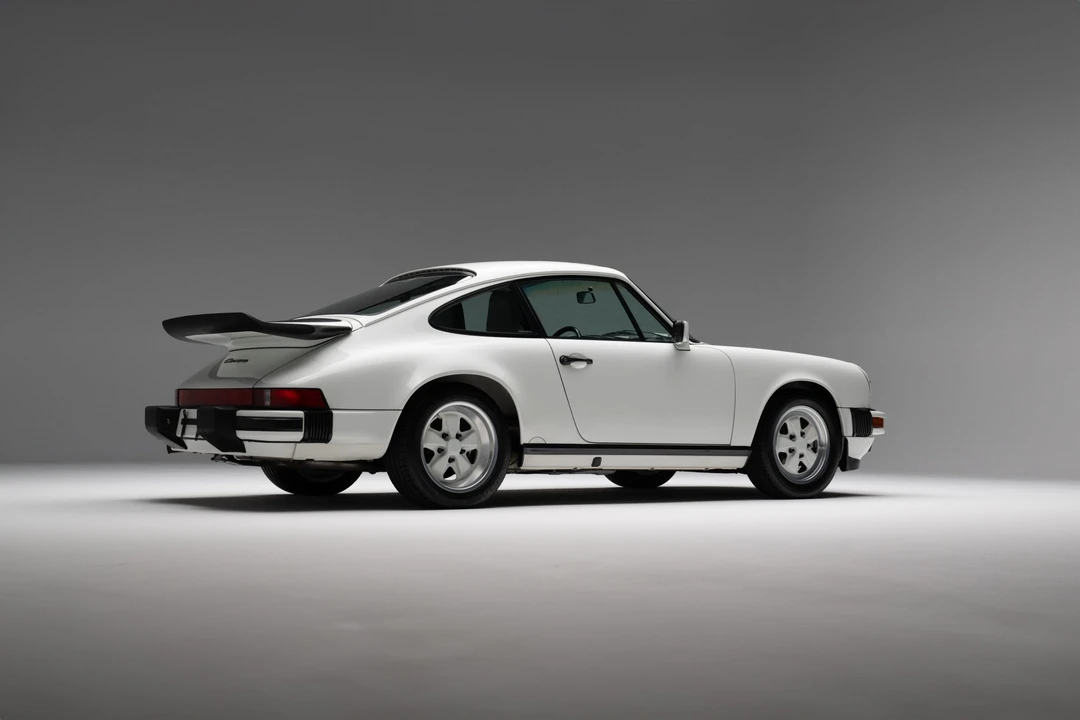 1989 Porsche 911 Carrera 3.2 - Image 25 of 31