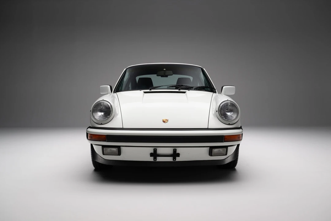 1989 Porsche 911 Carrera 3.2 - Image 13 of 31